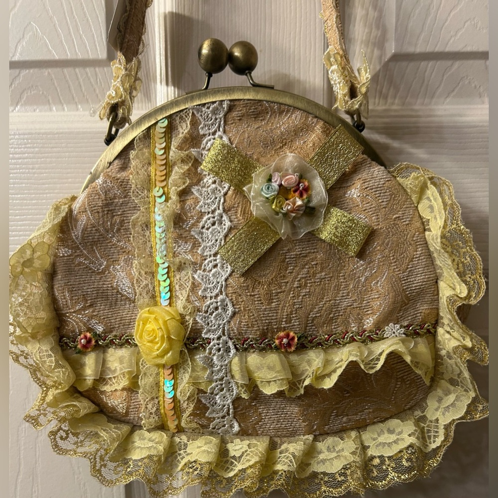 Elegant Floral Lace Clutch purse  - Yellow and Gold